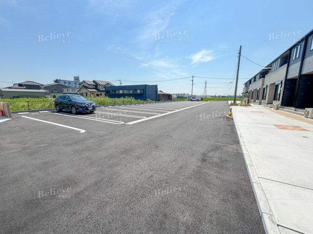 リーヴⅡの駐車場|駐車スペースもあります☆