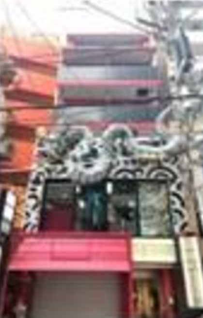 大阪市中央区西心斎橋２丁目の店舗事務所の外観