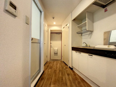 【玄関】 | セシーズイシイ10 | ※同建物ほかのお部屋の写真です。