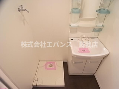 【洗面所】 | ショコラヒルズ | ゆったりとスペースのある洗面所