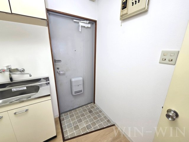 ビクトワールソレイユの玄関|イメージ（同建物内別部屋の写真です）