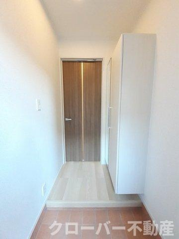 ライラック柞田の玄関