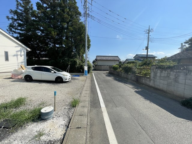 新築戸建・新築建売　太田市新田大根町第2　綿打小学校・綿打中学校の前面道路含む現地写真