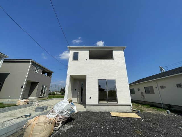 新築戸建・新築建売　太田市新田大根町第2　綿打小学校・綿打中学校の外観