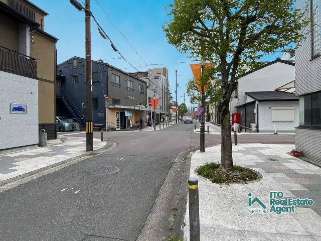 紫野門前町 土地の前面道路含む現地写真