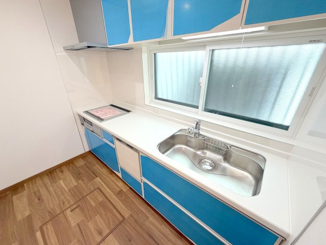 青梅市河辺町７丁目の中古一戸建のキッチン