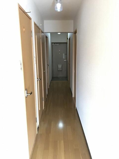 【玄関】 | アヴニール愛野
