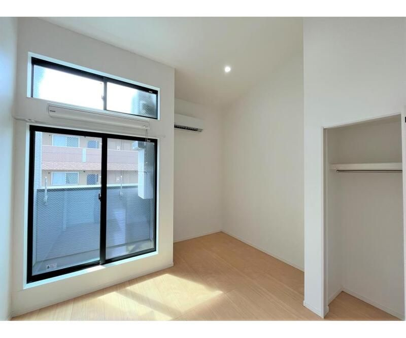 リラート美園の居間・リビング