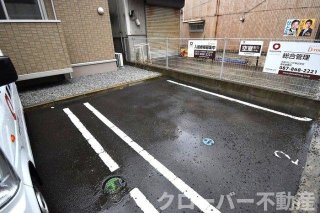 メゾン室町の駐車場|駐車場