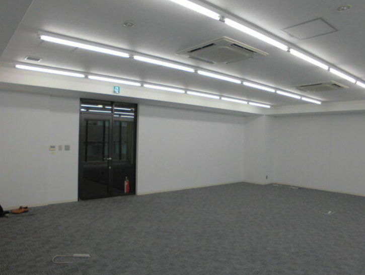 大阪市中央区今橋１丁目の店舗事務所の内装