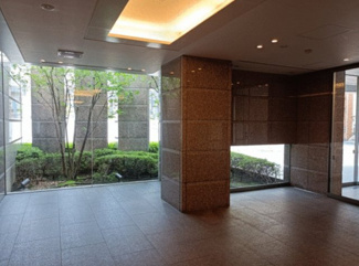 【エントランス】 | 建物の内部です