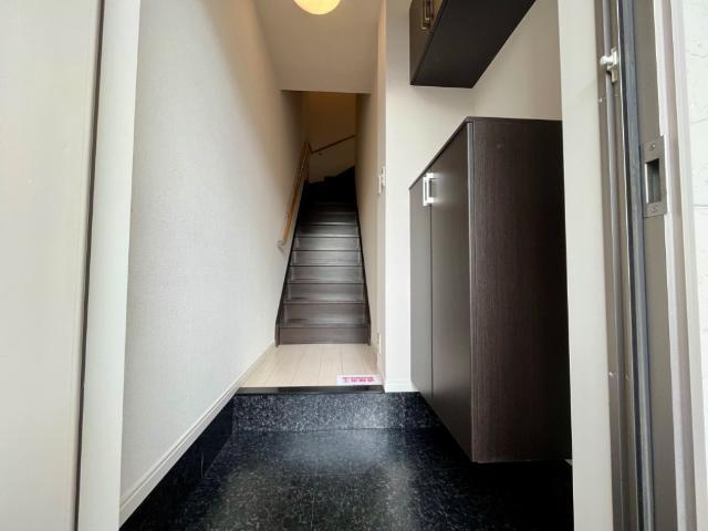 プロニティの玄関