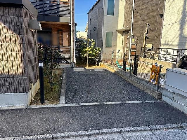 レオネクストニシダイの駐車場