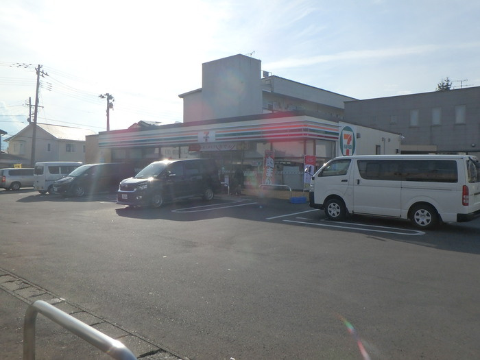 プラネージュⅡの周辺