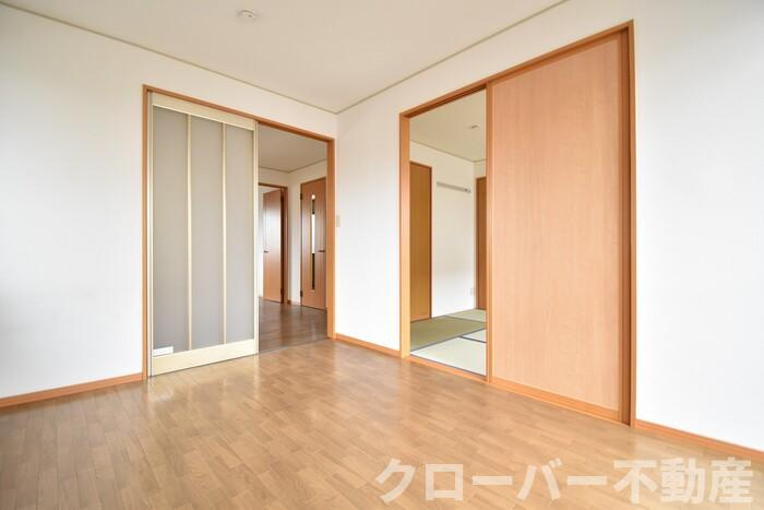 セジュール坂出の内装|南西洋室６帖