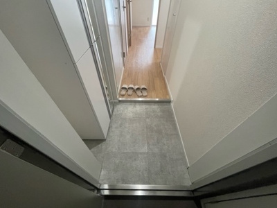 【玄関】 | グランピア中央 | ※同施工会社のイメージ写真※