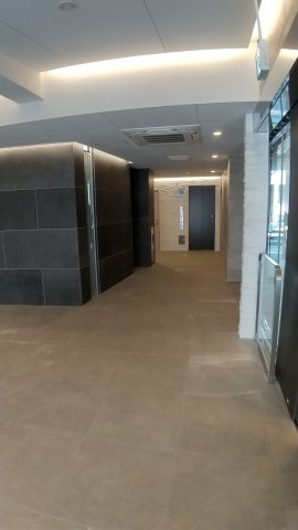 JU TOWER FRONT 両国のロビー
