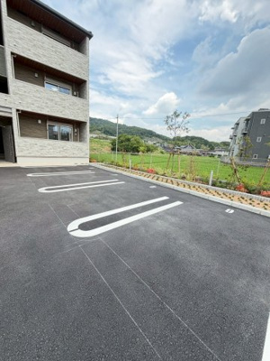 【駐車場】 | ユニゾン安満　B棟