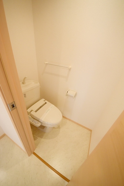 ソレイユ　ブランのトイレ|他室参考写真