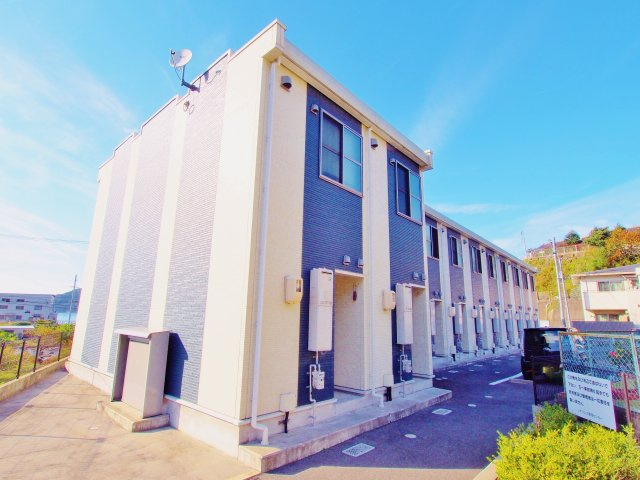 レオネクストバーサトル坂南