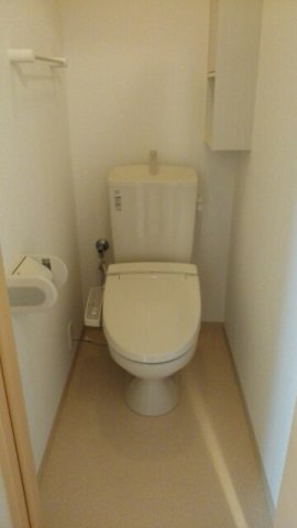 リヴィエールⅢのトイレ|シンプルで使いやすいトイレです