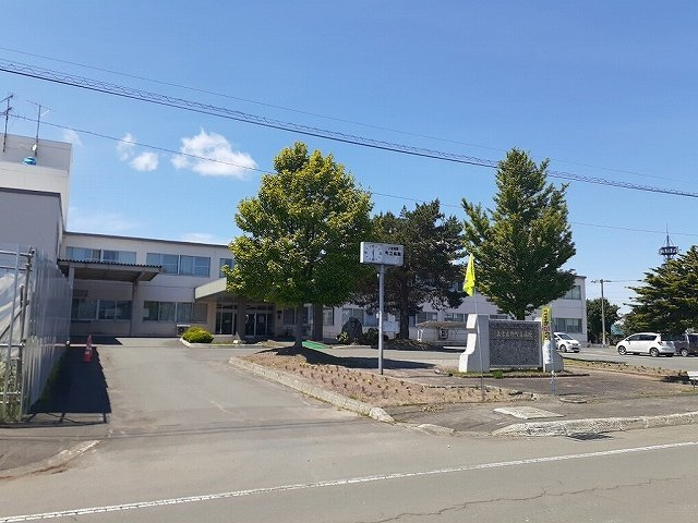 ヴィラ　ハピネスの周辺|上富良野町立病院まで1100m