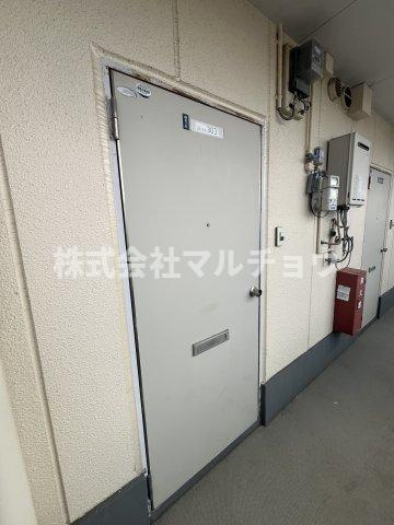 Hills朝日ヶ丘の玄関