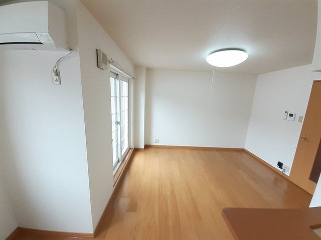 プロムナードⅠの居間・リビング|ゆったりとしたリビングです