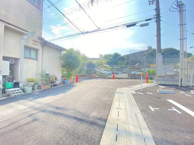 ユニゾンアンマン　エートウの周辺