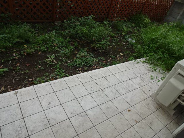 レヴィ亀戸の庭