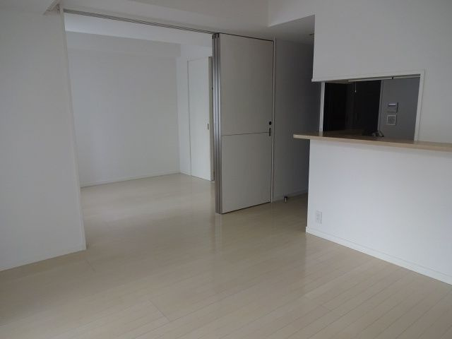 レヴィ亀戸の居間・リビング