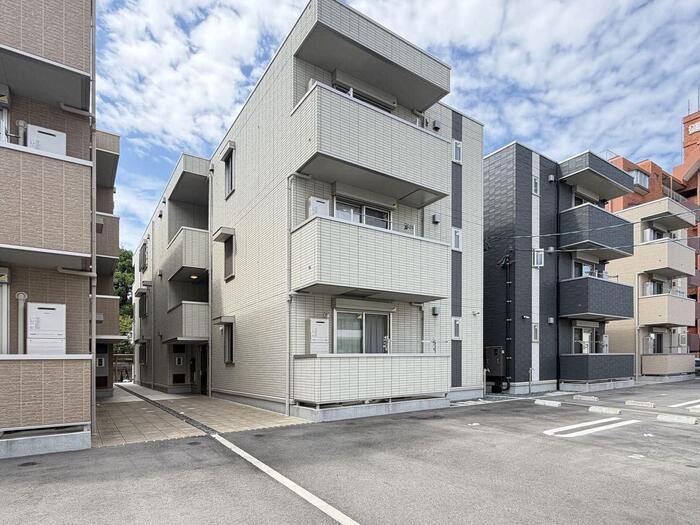 セレスティア助光　B棟の外観|外はこのようになっています