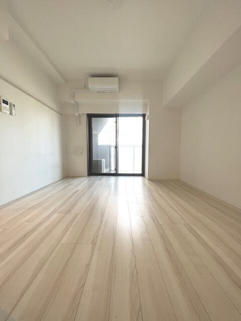 スパシエステージ池袋西の居間・リビング|フローリングのお部屋です