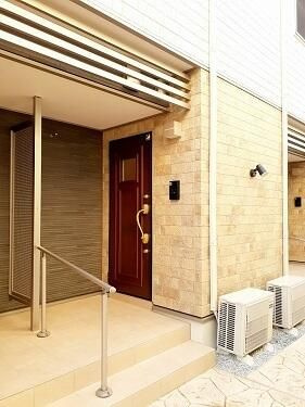 リュミエール　オー　ポンのエントランス