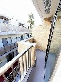 リュミエール　オー　ポンのバルコニー