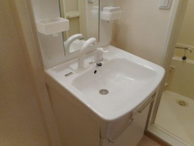 【洗面所】 | アルカンシェル | ゆったりとスペースのある洗面所