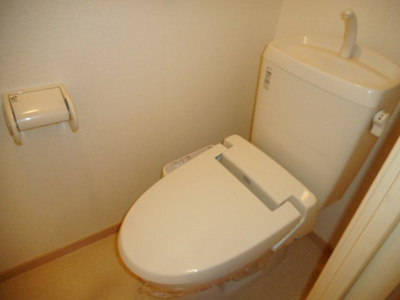 【トイレ】 | アルカンシェル | 清潔感のあるトイレです
