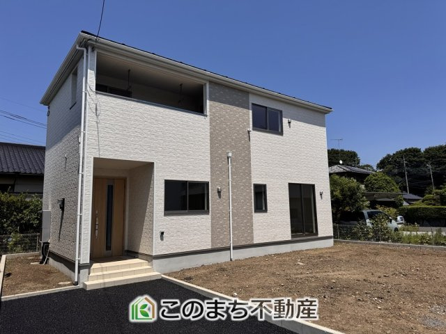 CRADLEGARDEN真岡市台町第10の庭|大きなお庭でご家族や友人を招いてＢＢＱもできますね！お子様の水遊びにもぴったりです☆