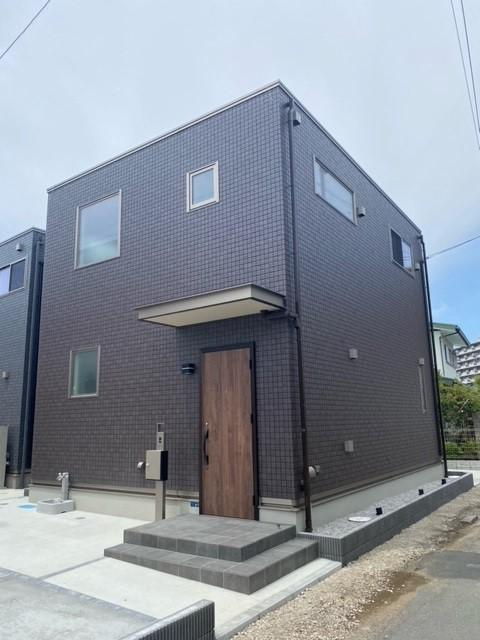 藤沢市本鵠沼１丁目の一戸建ての外観