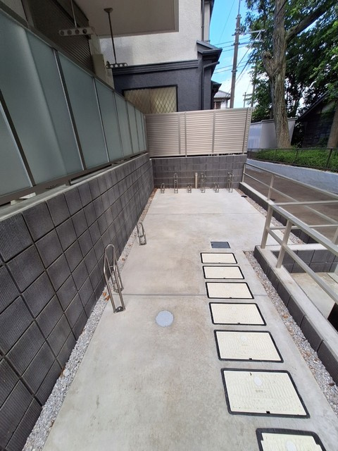 グレースハウスのその他共用部分|自転車置き場