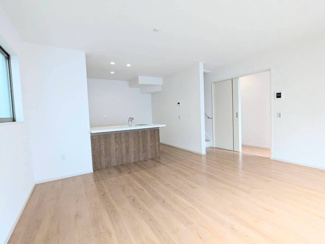 【居間・リビング】 | 菩提町５丁　新築分譲住宅　全２区画
