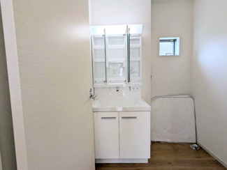【独立洗面台】 | 菩提町５丁　新築分譲住宅　全２区画