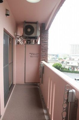 【バルコニー】 | カルムヴィラいさおし | バルコニー付きです