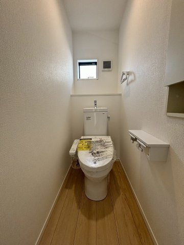 ●鈴鹿市南玉垣町 新築戸建 【全2棟】のトイレ