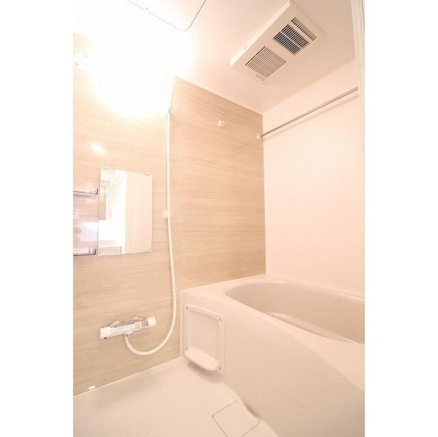 ウェルスクエア豊島千川の浴室