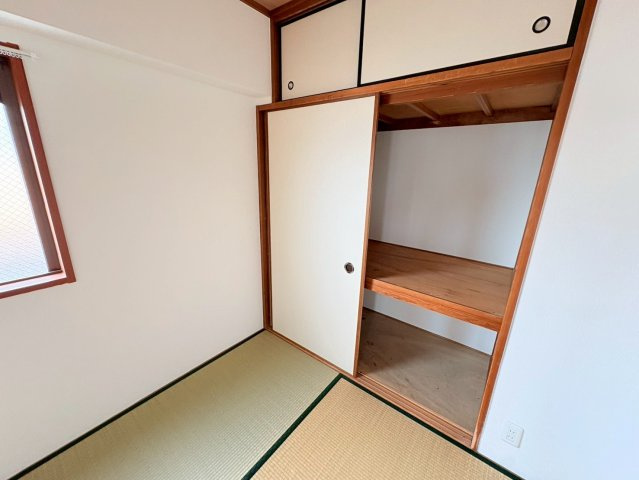ザ・シティ御影山手の和室