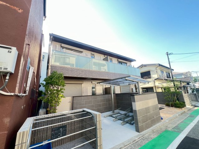 オリビア苦楽園の外観