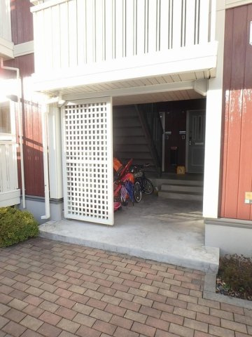 リビングタウン向中野　Ｆのエントランス