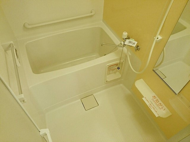 メイクワンズウェイの浴室|お風呂です