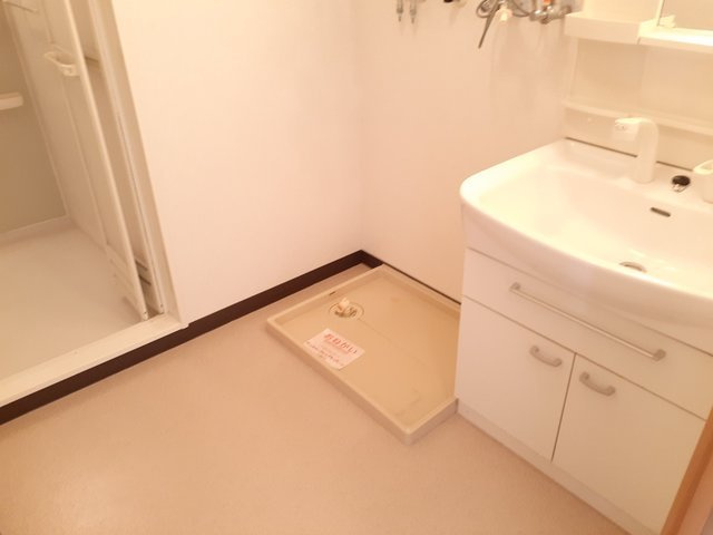 ジェルメスクエアの洗面所|脱衣スペースもあります